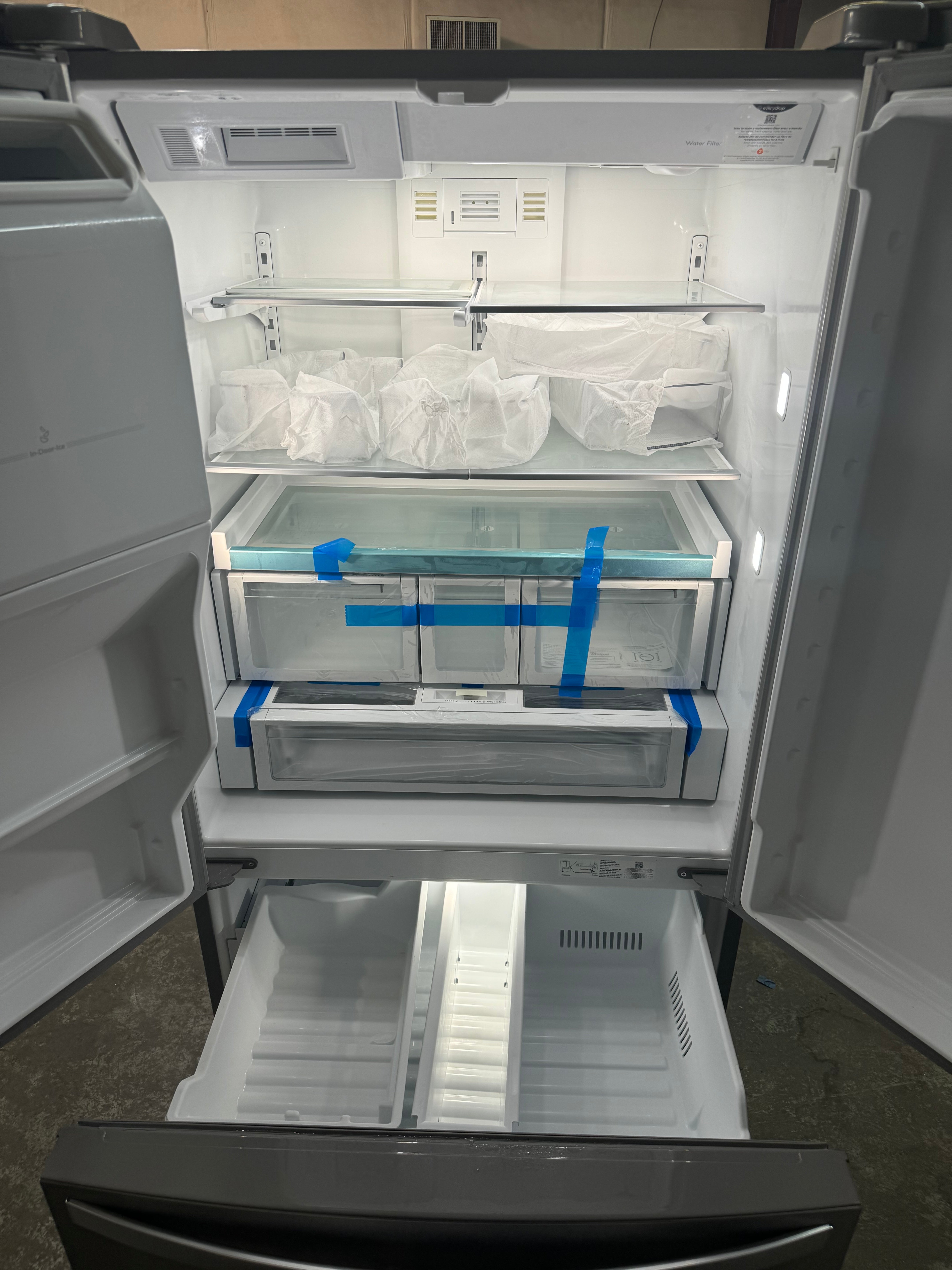Whirlpool French Door Refrigerator (Dual Ice Maker) 2025 Model SAVE $2000!
